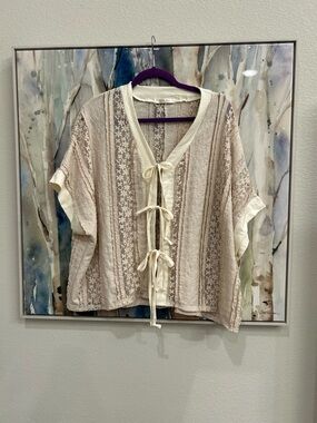 Neutral Cream Lace-Panel Tie-Front Tunic Top - Women